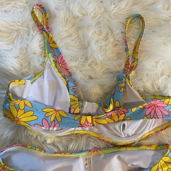 SHEIN 70s Floral Bikini | SZ L - Picture 7 of 9